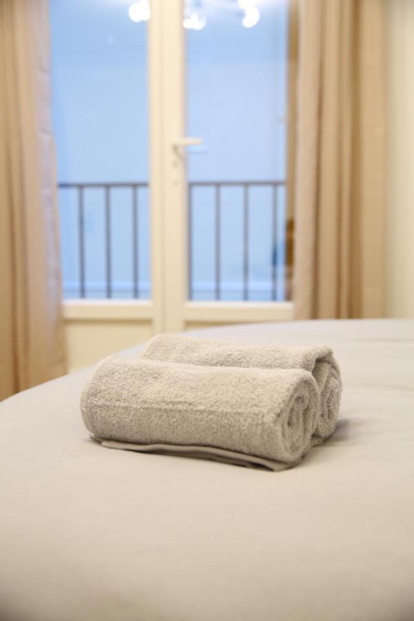 Paris: Agreable Chambre D'Un Grand Artiste Apartment Ngoại thất bức ảnh